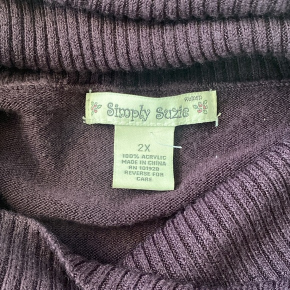 Purple cowl neck sweater - Picture 3 of 3